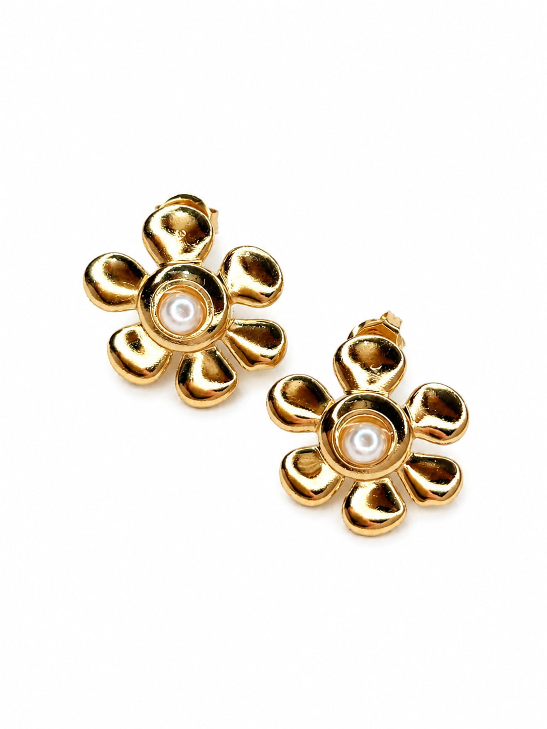 Pearl Bloom Stud Earrings | 18K Gold Plated Anti Tarnish Studs